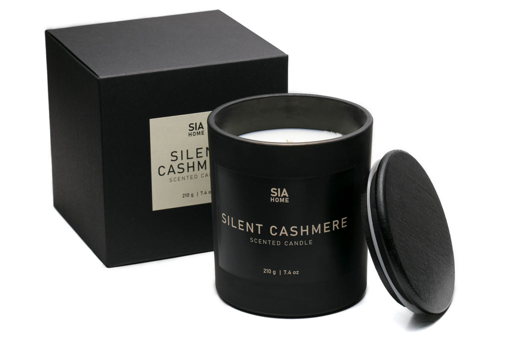 Silent Cashmere Scented Candle