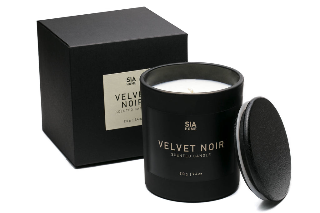 Velvet Noir Scented Candle